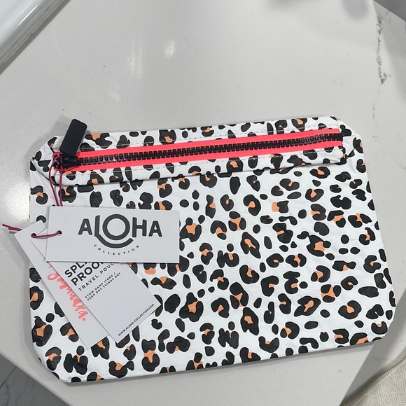 Aloha pouch - Picture 1 of 4